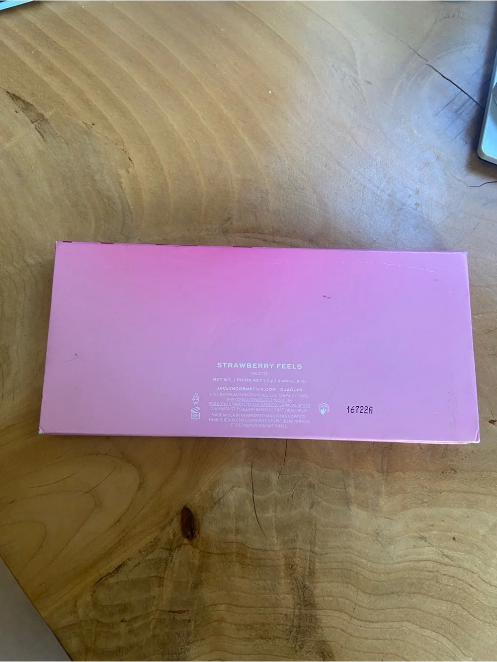 Jaclyn Cosmetics Strawberry Feels Eyeshadow Palette